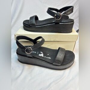 Anne Klein Akvada Black Platform Wedge Sandals Size 9.5M New‎ in Box